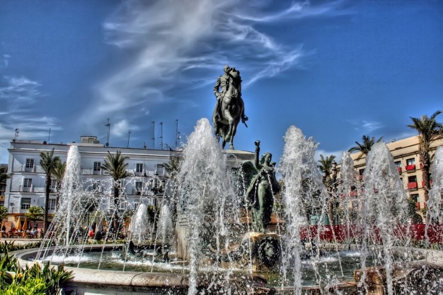 Jerez: Traditional Tapas Tour - Who this tapas and sherry tour fits best