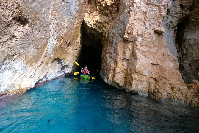 Kayak And Snorkel Excursion in Jávea. Portitxol - Granadella - Snorkeling Made Simple: Gear, Neoprene, and Real Entry Tips