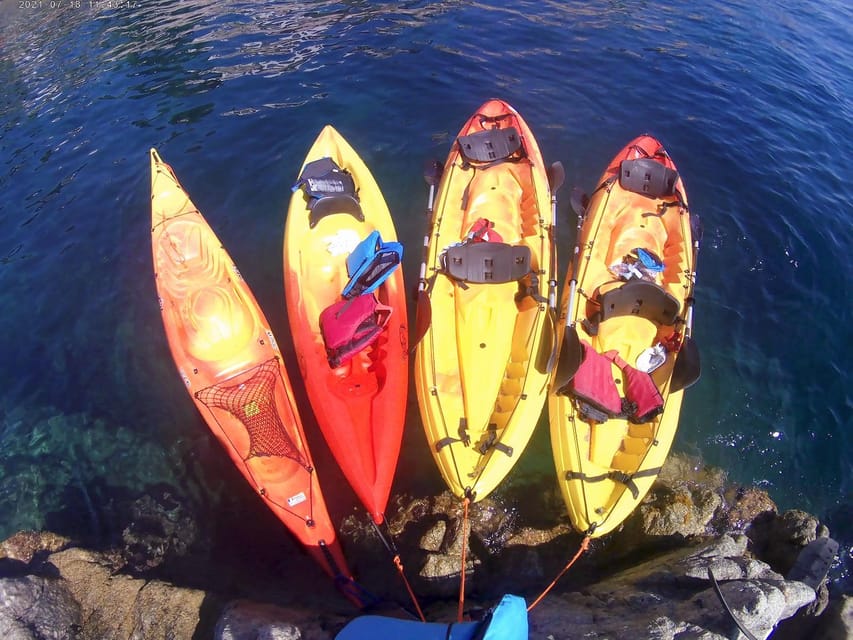 Kayak and snorkel Tour Platja d'Aro - Meeting Point Clarity: Finding the Stand by the Port