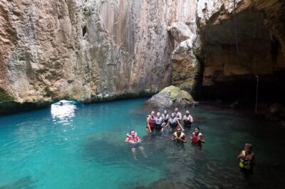 Kayak excursion to Cala de Moraig, Fish Cave and Testos - Testos cove: a history stop you don’t have to work for