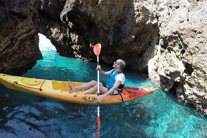 Kayak Route Cliffs of Nerja and Maro - Cascada de Maro - The route from Cliffs of Maro to Cascada de Maro: what you’ll pass