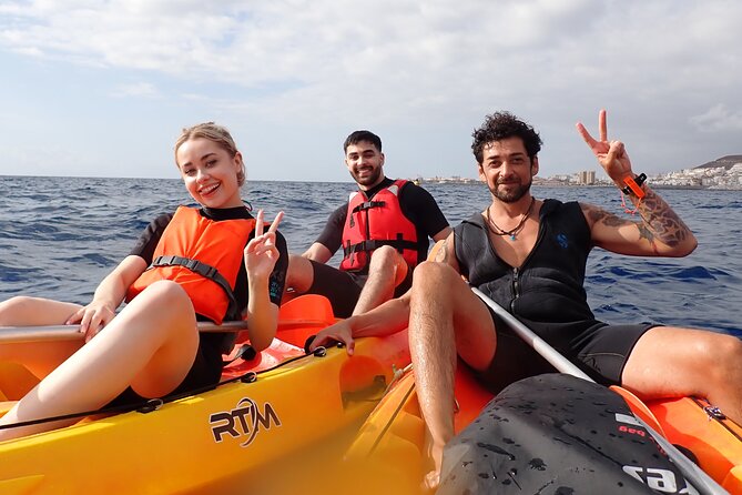 Kayaking + snorkeling with turtles - From Los Cristianos to PalmMar rocks: how the kayaking part flows