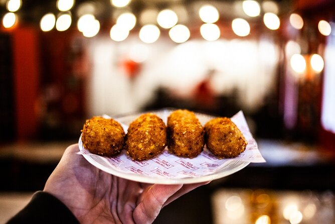 La Barceloneta Tapas & Wine & Drinks Tour in Barcelona - Key things to know before you go