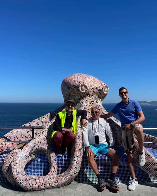 La Coruna: Sightseeing Bus Tour for Cruisers - The longest promenade in Europe and the Tower of Hercules photo moment