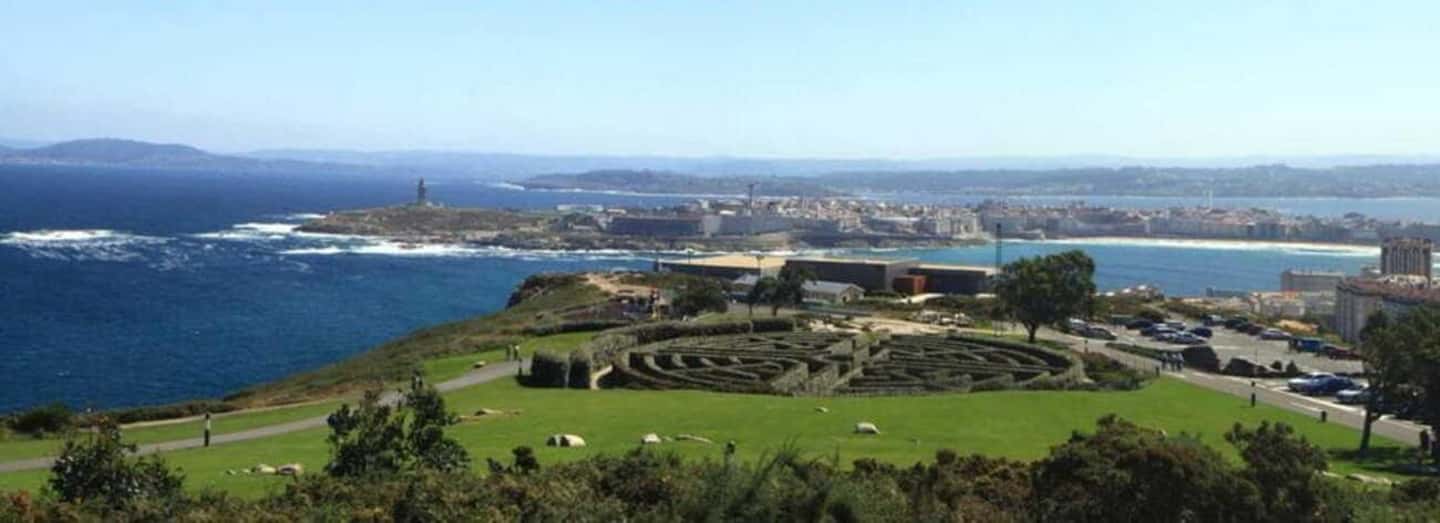 La Coruna: Sightseeing Bus Tour for Cruisers - Price and value: what $33 really buys you