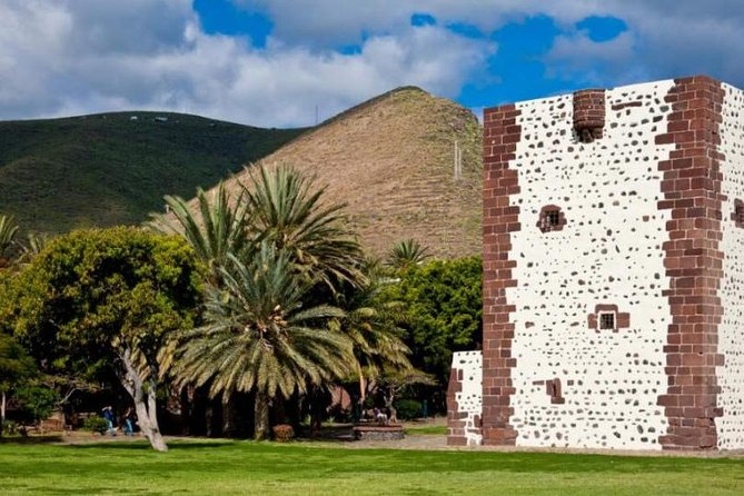 La Gomera Day Trip from Tenerife - Roque de Agando: the short stop with the big myth