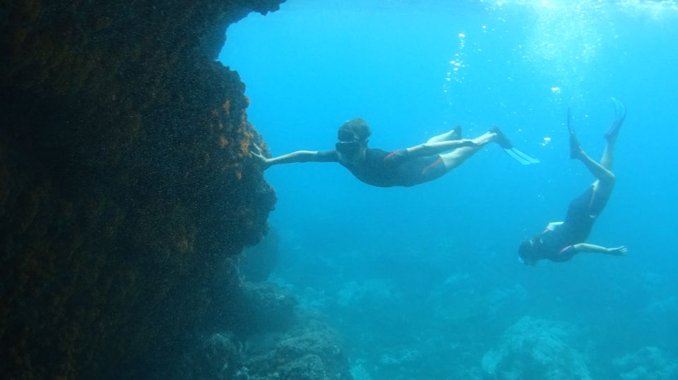 La Herradura: Cerro Gordo Natural Park Kayak & Snorkel Tour - Snorkeling stop: clear water, real rules, and gear that works