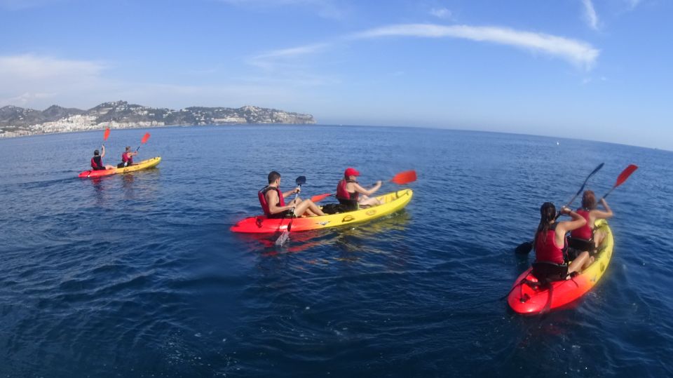 La Herradura: Cerro Gordo Natural Park Kayak & Snorkel Tour - Guides and safety: how this tour keeps things under control