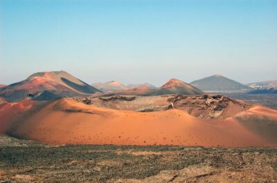 Lanzarote: Guided Day Trip to Timanfaya Park & Lago Verde - Pickup, timing, and the bus plan that makes it work
