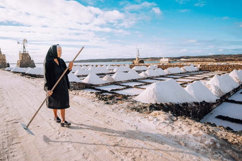 Lanzarote: Janubio Salt Flats Guided Tour - Key highlights to look forward to