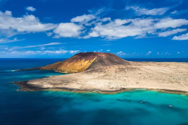 Lanzarote: La Graciosa Complete Jeep Tour with Beach Time - What I’d Pack (So You Don’t Think About Logistics)