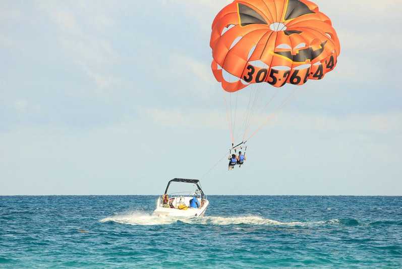 Lanzarote: Parasailing Adventure in Puerto del Carmen - The 10-minute parasail: what “over 100 meters” feels like