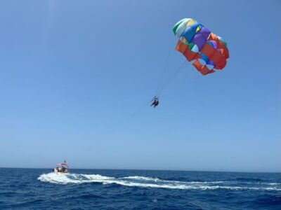 Lanzarote: Parasailing Adventure in Puerto del Carmen - Gear-up: harness fit, life jacket, and the calm before lift-off