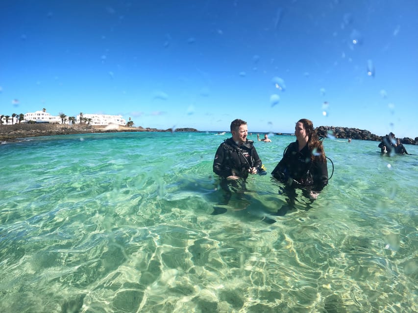 Lanzarote: Scuba Diving for Beginners - 1 Dive - Meeting Aquatis and Getting Ready: Pickup, Timing, and the Safety Brief