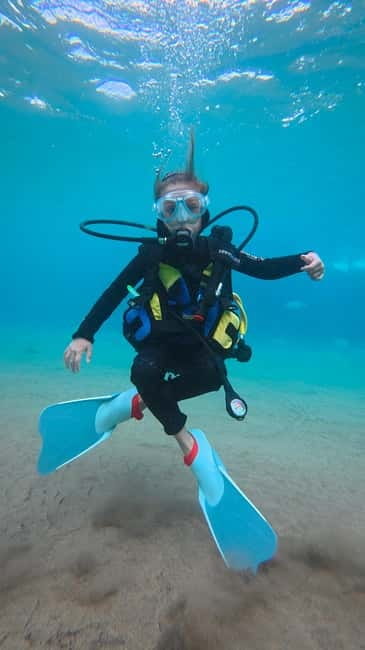 Lanzarote Your First Scuba Diving Experience - The Best Teaching Style Here: Humor Plus Serious Safety
