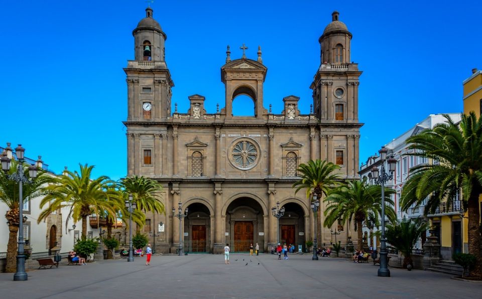 Las Palmas, Botanical Gardens and Bandama Volcano Tour - How this Las Palmas day tour fits history, volcano, and beach time