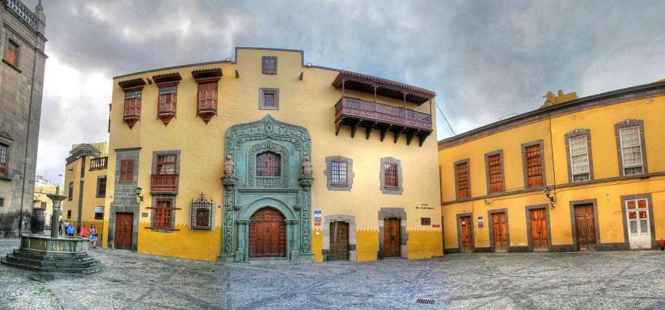 Las Palmas: Private Old City Guided Walking Tour with Tapas - The Private Format: Why Your Guide Changes Everything