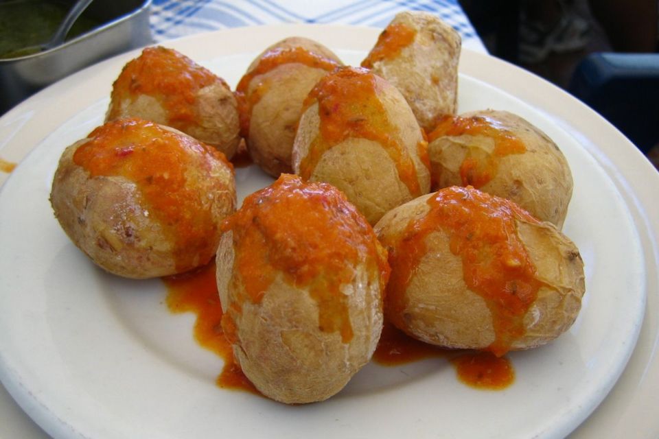 Las Palmas: Tapas and Drinks in the Beauty of the Old City - Why Las Palmas tapas feel like the real city here