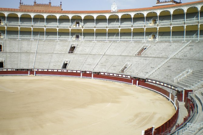 Las Ventas Madrid Bullring & Bullfighting Museum with Audioguide - Bullfighting Museum of Madrid: Goya, Manolete, and costumes you can study