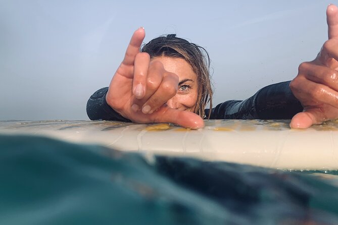 Lezioni di Surf per Beginner e Intermedi (6 persone a istruttore) - Price and Value: What You Actually Get for $60.49