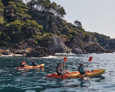 Lloret de Mar: Costa Brava Kayak Tour and Swimming - The 2-hour flow: briefing, steady paddling, and a cove swim