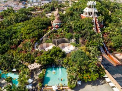 Loro Parque and Siam Park Combined Admission Tickets - The 14-Day Window and the Fingerprint Step