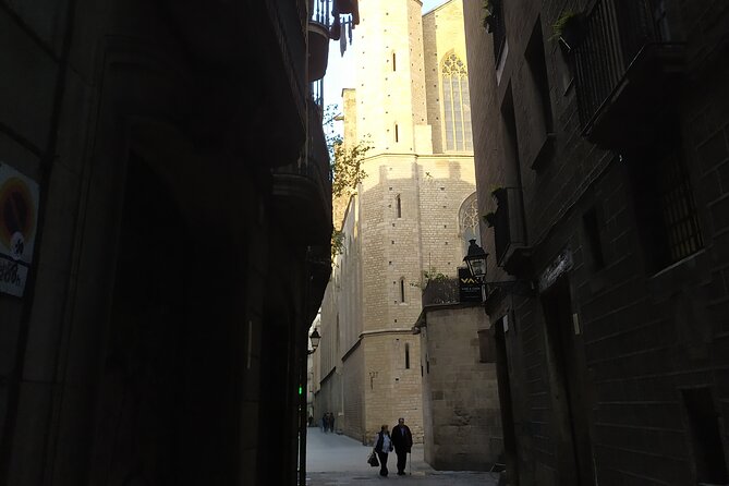 Luca’s Hidden Old Barcelona: the Gothic and El Born Tour - Sant Felip Neri: Gaudí’s favorite church and a square with a dark past