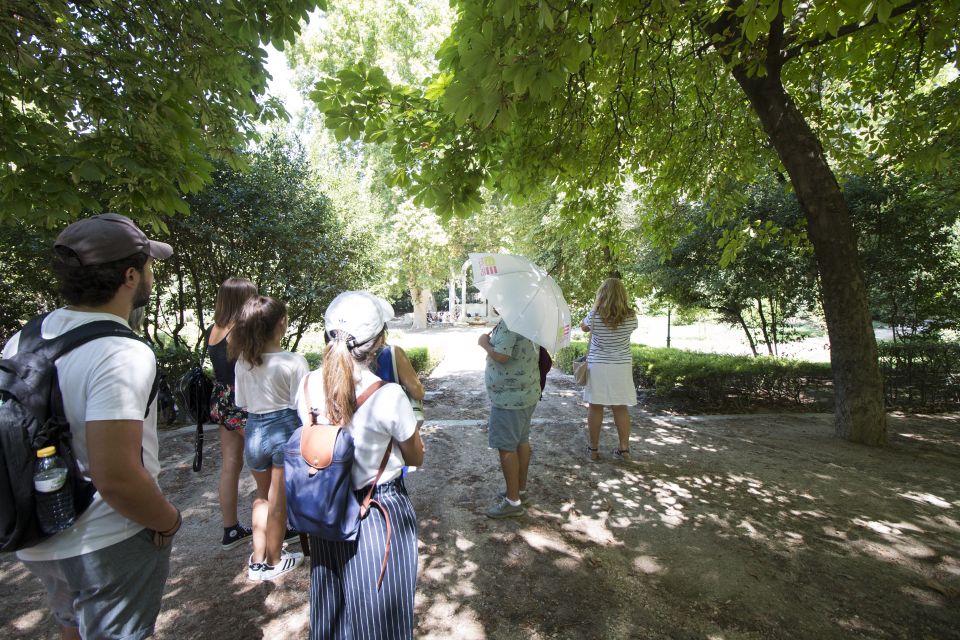 Madrid: 1.5-Hour Retiro Park Guided Walking Tour - How the guide experience can make or break it