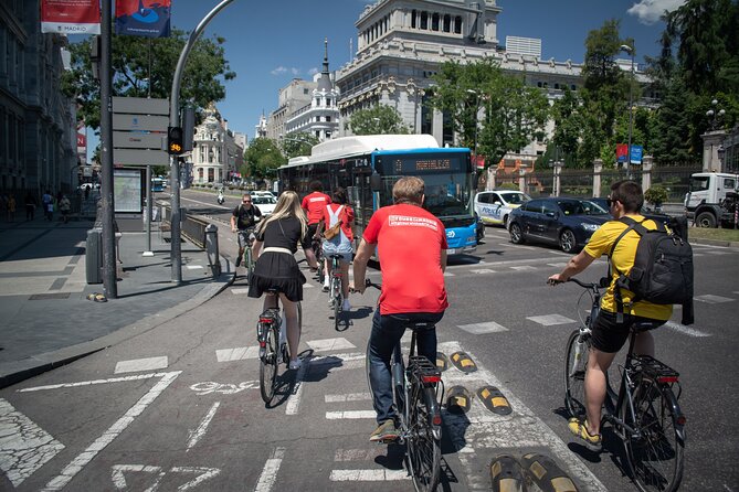 Madrid: 3 hour Guided Highlights Bike Tour with Optional Tapas - Plaza de la Villa, Mercado San Miguel, and Plaza Mayor in one sweep