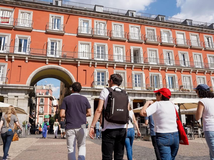 Madrid 3-Hour Sightseeing Tour - The bus portion: Puerta de Toledo, Napoleonic-era drama, and river views