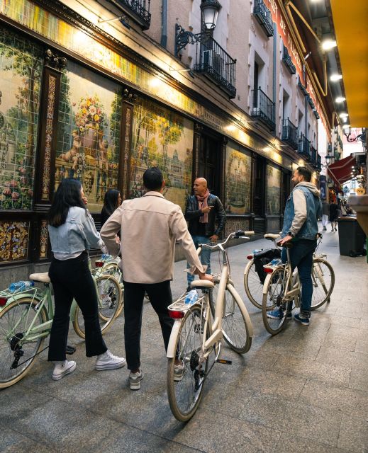Madrid at Night: Vintage Bike Tour of City Highlights - Key highlights you’ll actually feel on the ride