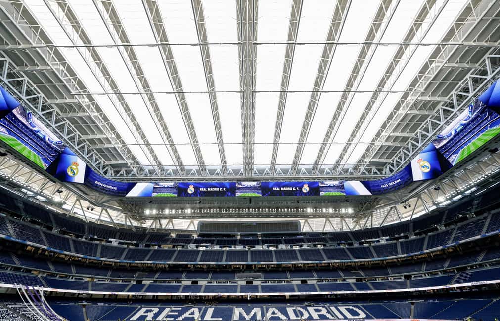 Madrid: Bernabéu Stadium Guided Tour With Megafan Upgrade - Entering Bernabéu: where the tour actually starts