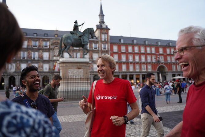 Madrid by Night: Tapas Crawl, Local Drinks & Hidden Gems - What’s included (and what to expect on your plate)