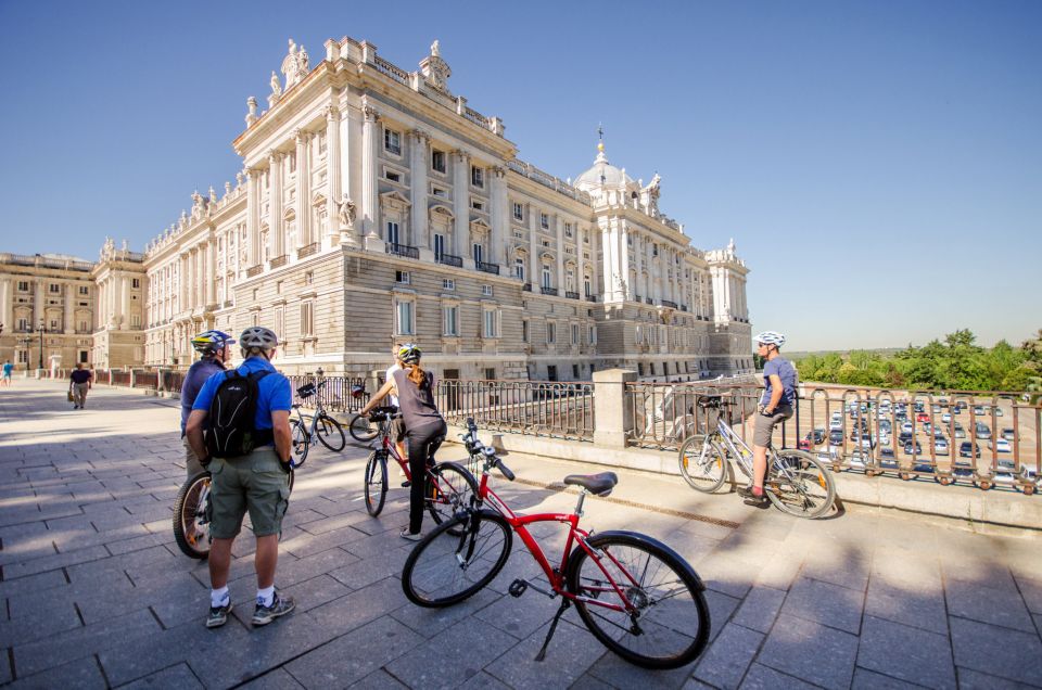 Madrid City Guided Bike/E-Bike Tour for Small Groups - Why a 3-hour Madrid bike loop works so well