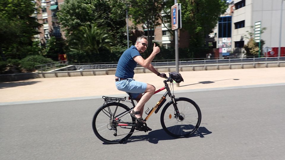 Madrid City Guided Bike/E-Bike Tour for Small Groups - Plaza Mayor, Puerta del Sol, and Santa Ana: the heart of the postcard