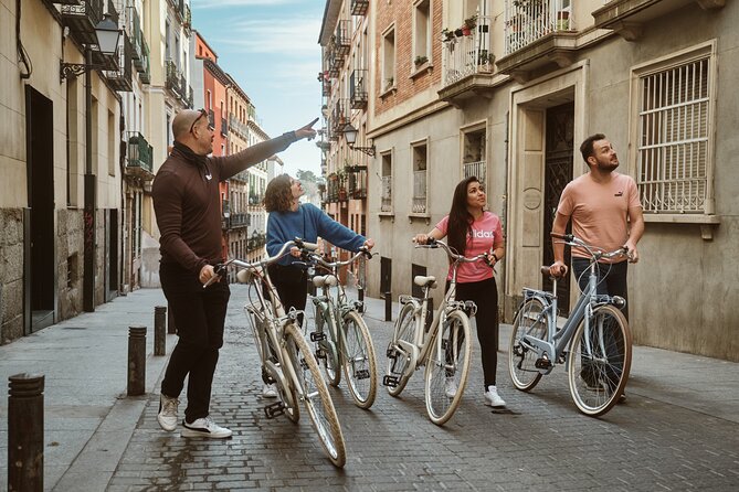 Madrid: City Highlights Guided Vintage Bike Tour - Las Letras Quarter: start with Madrid’s storyteller streets