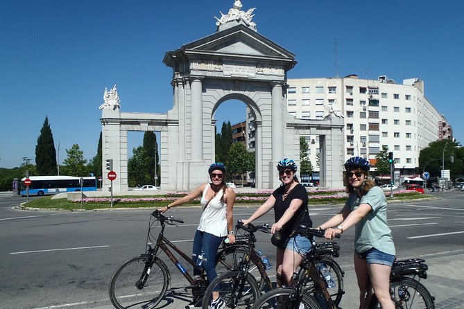 Madrid City Tour | Regular Bike or E-Bike | Reduced Groups - Royal Palace of Madrid: big sights, short stop, no ticket included