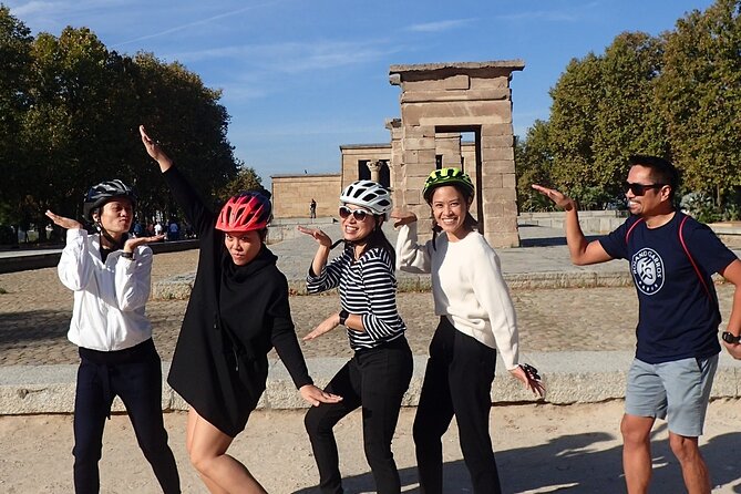 Madrid E-Bike Small Group Tour - La Latina: narrow medieval streets and the smell of history