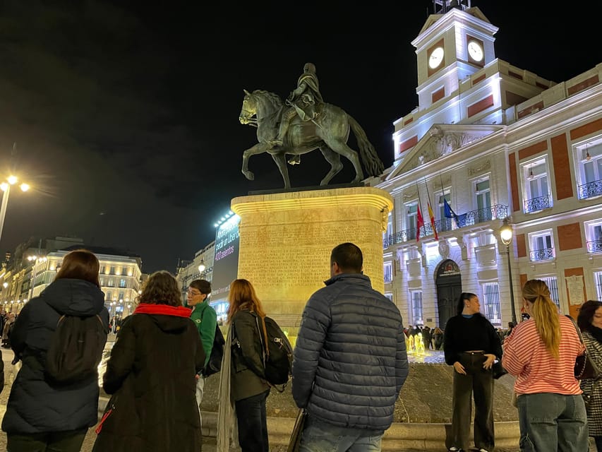 Madrid: Enchanted Evening Walking Tour in Spanish - What Makes the Guide Matter (Pedro Antonio and Juan Antonio Mentioned)