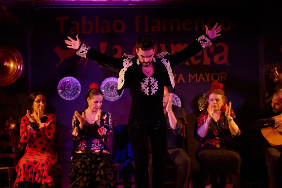 Madrid: Flamenco Show La Quimera with Drinks & Dinner Option - Performer Interaction: When the Room Feels Personal
