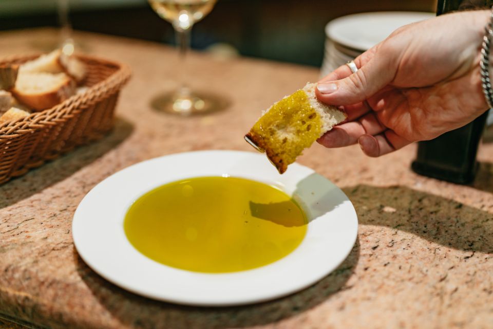 Madrid: Food & Wine Tour with 10 Tapas & 4 Drinks Included - What You’ll Actually Eat: Tortilla, Iberian Ham, Seafood, and More