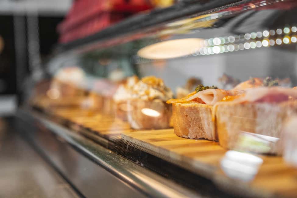 Madrid: Guided Food Tour with Authentic Tapas & Delicacies - Key highlights worth your attention