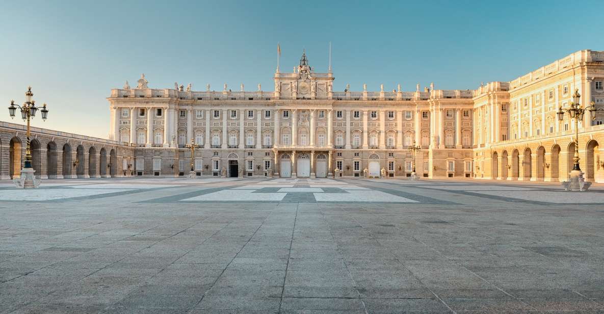Madrid: Guided Visit to the Royal Palace - Entering the Royal Palace With Skip-the-Line Tickets