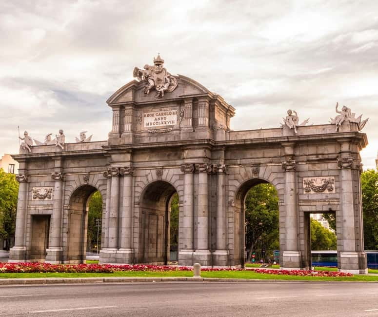 Madrid: Highlights City Tour by Electric Tuk Tuk - Prado, Royal Palace, and Why Photo Stops Are Built Into This Tour