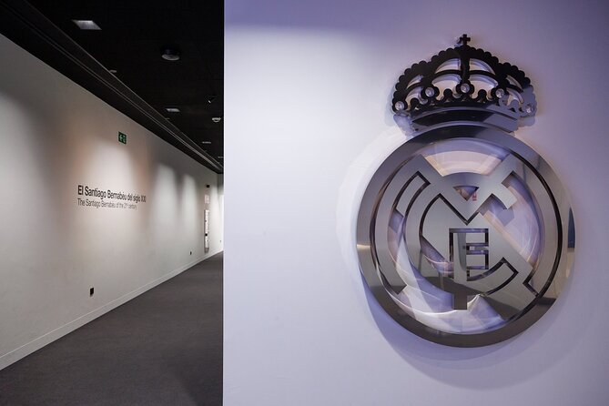 Madrid Highlights Tour with Santiago Bernabeu Stadium Entrance - Prado Museum to Retiro Park: Classic Madrid Culture on Wheels