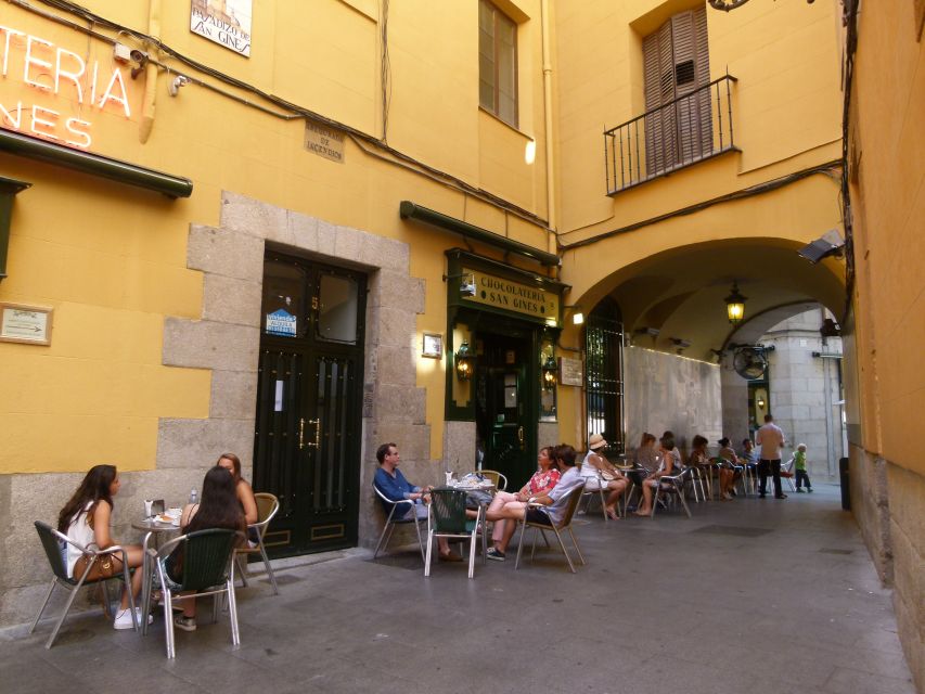 Madrid Historical in French (petit comité & private) - La Latina extension: a 1-hour private add-on through the former Morería