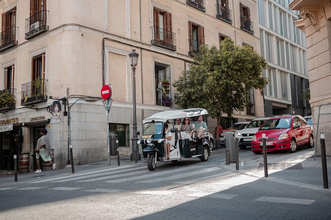 Madrid Historical Tour with Local Guide in Eco Tuk Tuk Private - Should you book this Madrid Eco Tuk-Tuk Historical Tour?