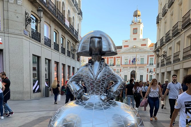 Madrid Historical Walking Tour - Royal Palace area: the wow factor without the ticket