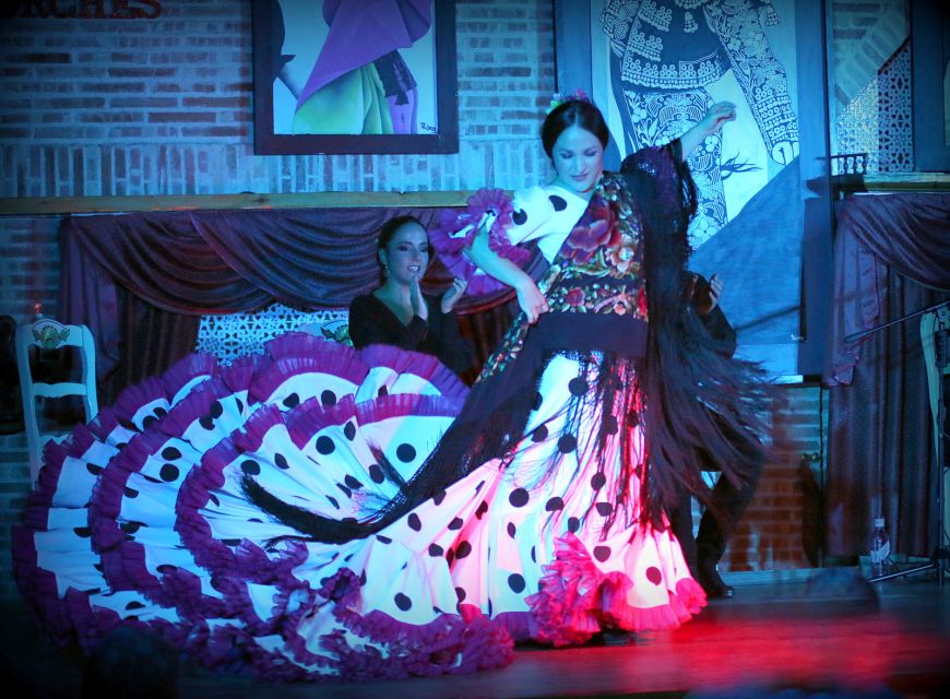 Madrid: Los Porches Flamenco Show with Tapas and Wine Ticket - Why Los Porches feels like a real flamenco night in Madrid