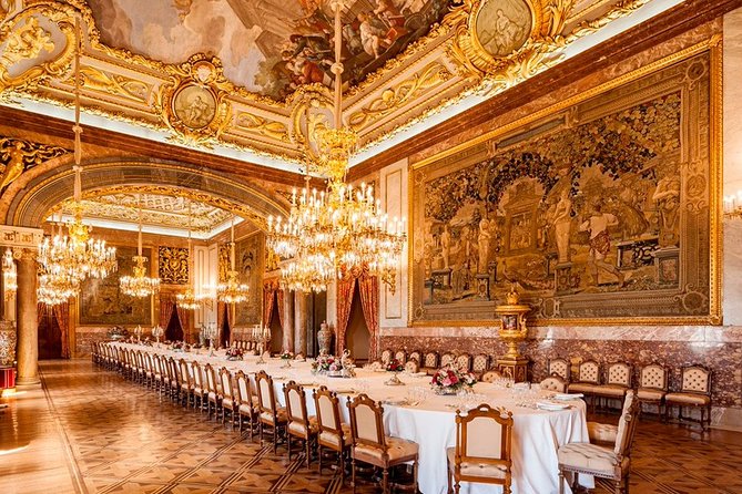 Madrid Old Town & Royal Palace Walking Tour Skip the Line Ticket - Meeting at Calle Mayor 43 and Getting Set Up Fast